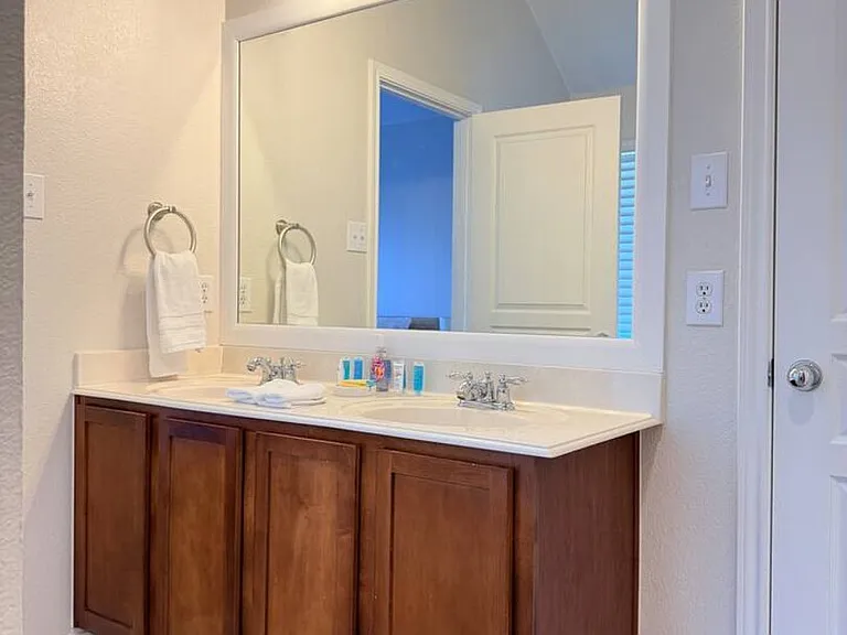 Dawn Spring Dr — Photo 17