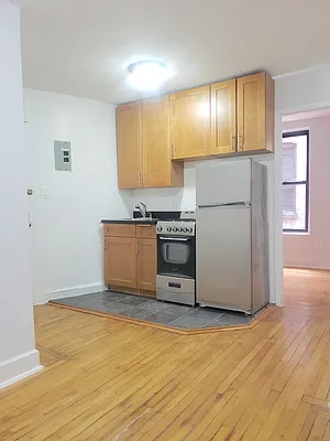 Rented by City Connections Realty | media 30