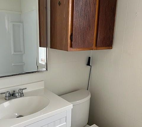 4th image of 475 Merchant St