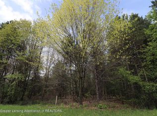 4094 Sebring Dr, Lansing, MI 48911