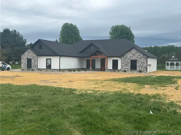 2246 S Logans Point, Hanover, IN 47243