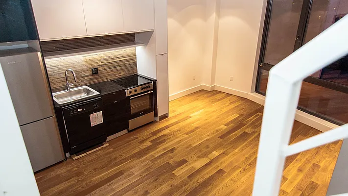 Rented by Nooklyn NYC LLC | media 15