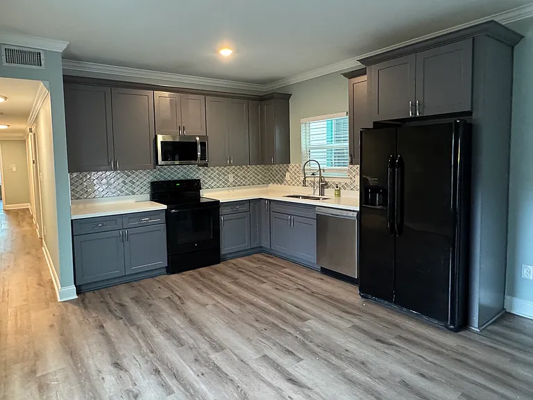 1710 Bayou Rd — Photo 13