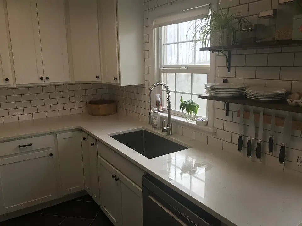 601 NW 4th St