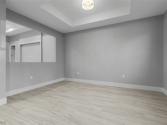 3rd image of 1014 Magnolia Ave