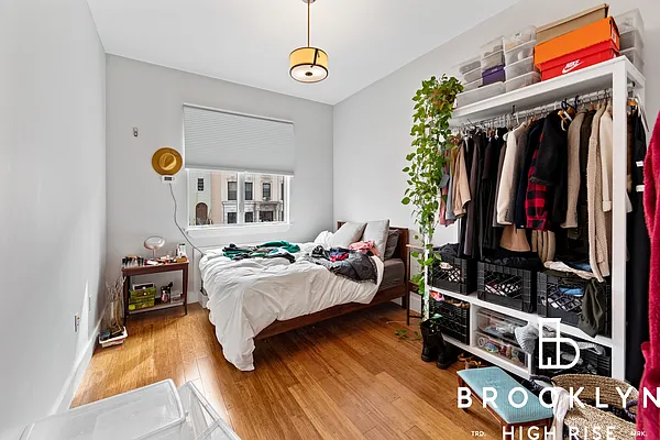 Rented by Brooklyn High Rise LLC | media 4