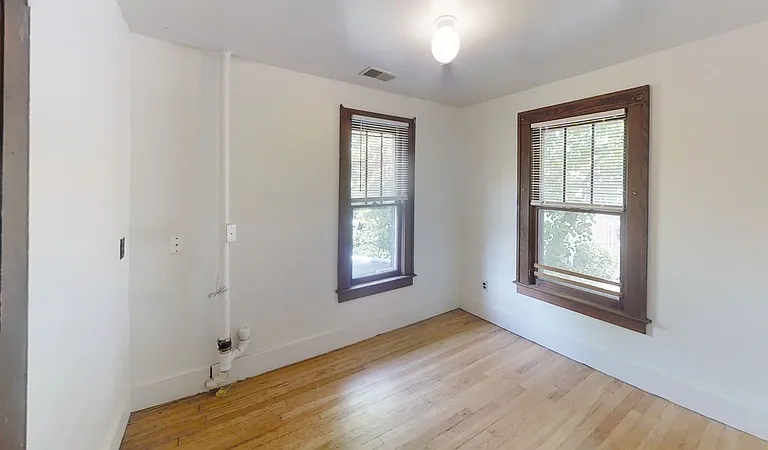 711 Granger Ave — Photo 19