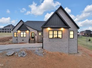 953 N Pickens Bridge Rd, Piney Flats, TN 37686