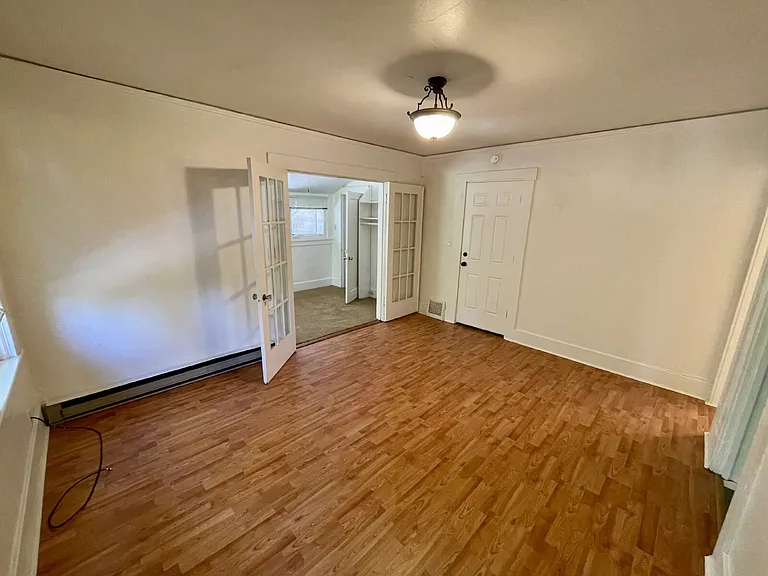 914 E 18th Ave #8 — Photo 2