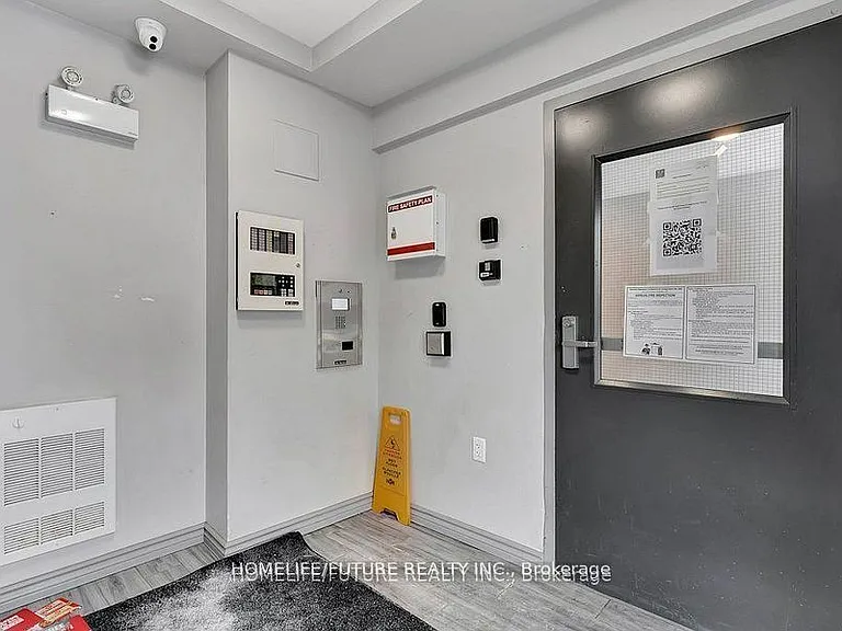 275 A Larch St #608 — Photo 6