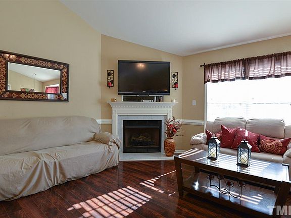 4th image of 292 Middle Landing Dr
