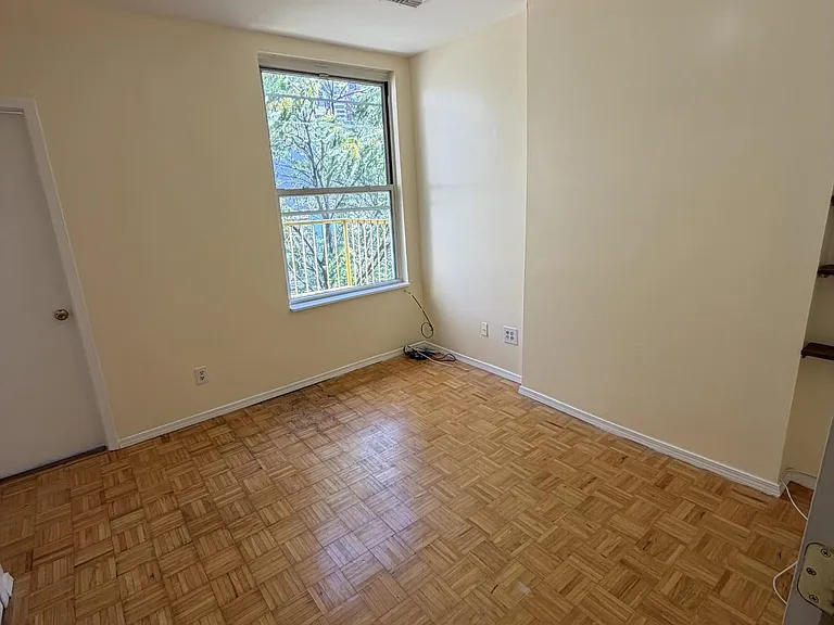 348 Grove St — Photo 12