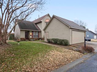 2963 S Pondside Dr, Memphis, TN 38119