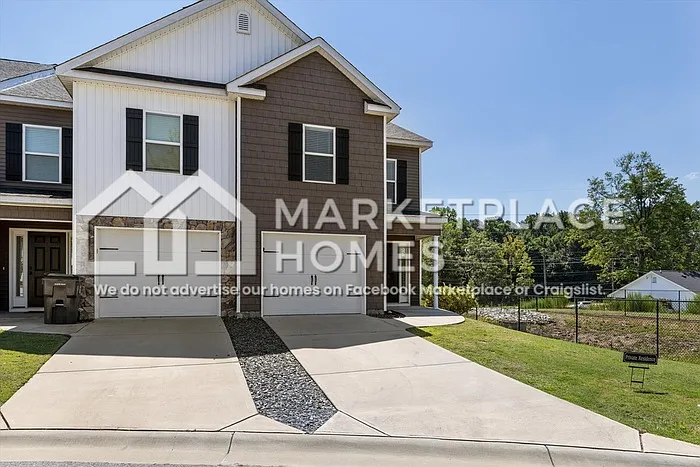 116 Downsbury Rd — Photo 2