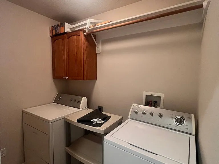 863 SE Bayshore Cir — Photo 31