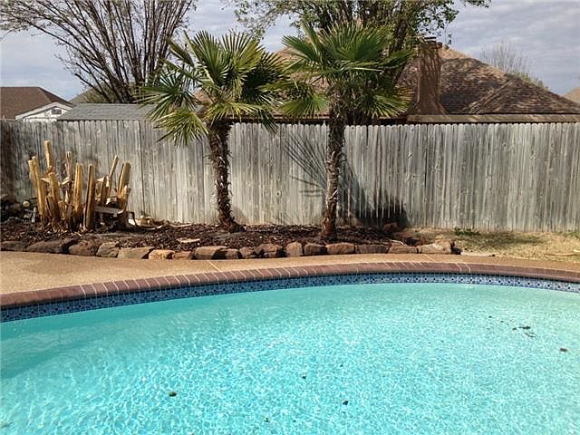 1st image of 6637 Sunny Hill Dr