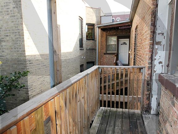 5th image of 621 W Barry Ave #N3