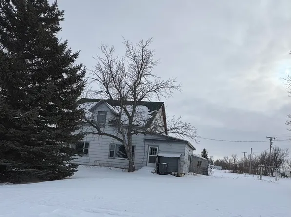 301 4th Ave W, Columbus, ND 58727