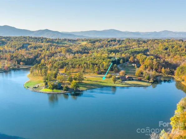 18 Mapleton Ln, Columbus, NC 28722