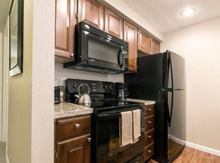 6 149th Ave NE APT C, Bellevue, WA 98007