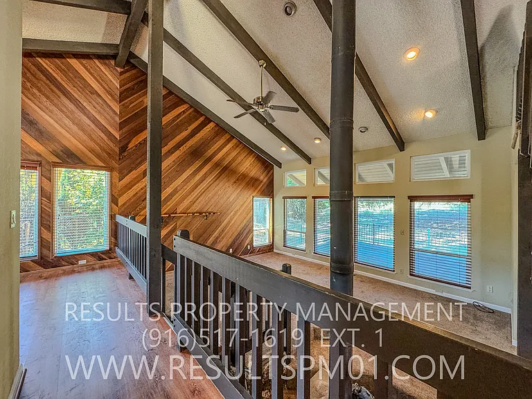 3415 Nathan Ct — Photo 9