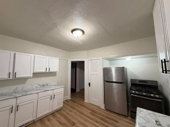 2660 N 51st St #2662, Milwaukee, WI 53210