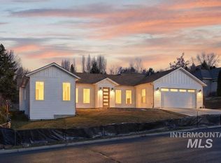 780 Victoria Dr, Moscow, ID 83843