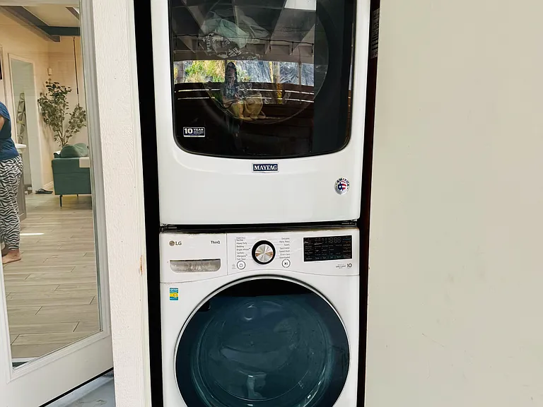 Washer / dryer use included in rent