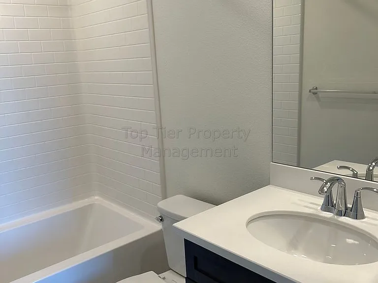 375 Fitzpatrick Rd #101 — Photo 16