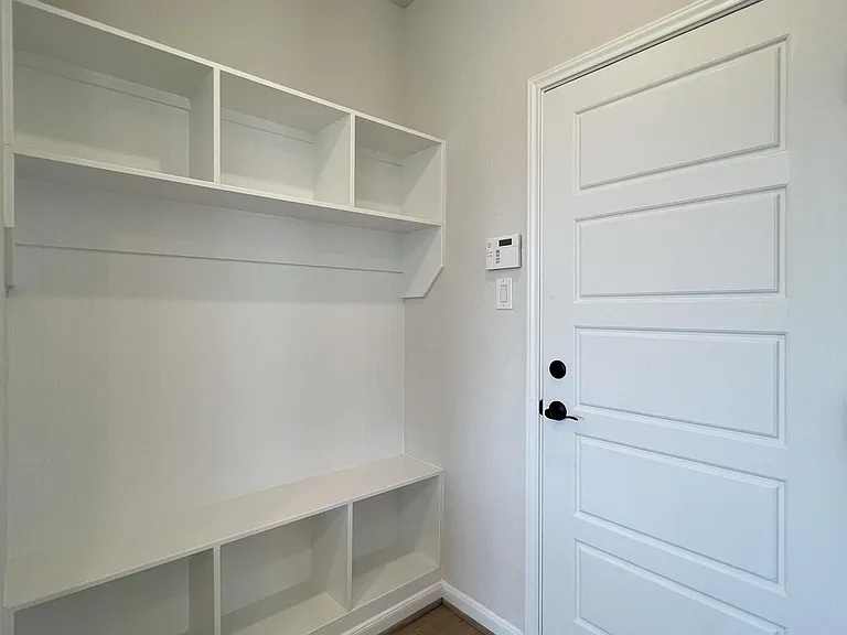 16630 Daylight Ln — Photo 19