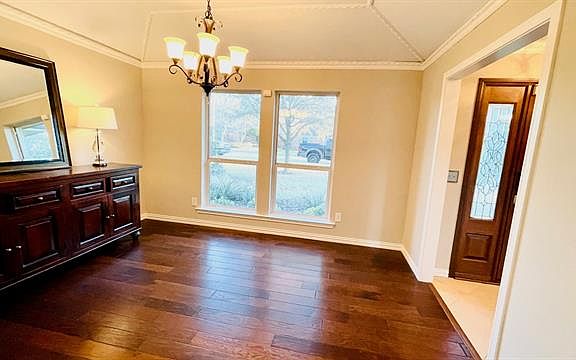 4th image of 1705 Tawakoni Ln
