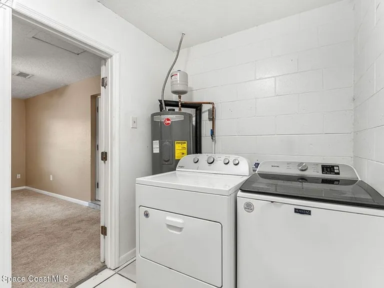 2508 Hathaway Dr #B — Photo 6