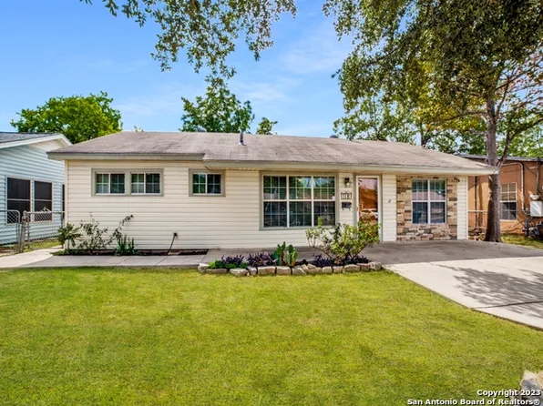 118 WALLACE ST, San Antonio, TX 78237