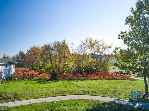 1039 Homestead Dr, Jordan, MN 55352