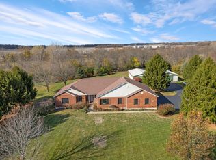 1568 S River Rd, Yellow Springs, OH 45387