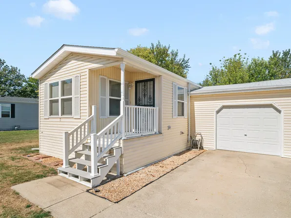 122 Cardinal Ln #A, Sandwich, IL 60548