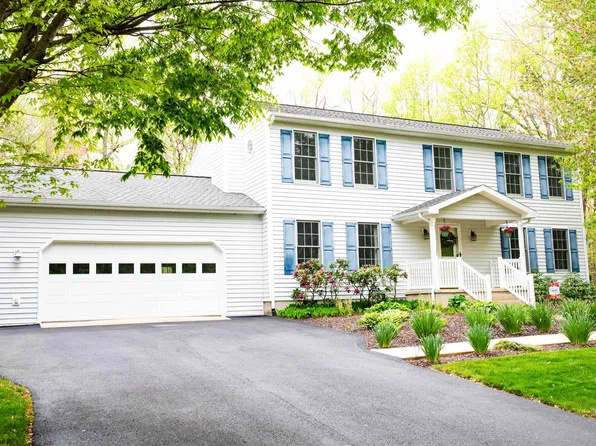 48 Springer Rd, Stuarts Draft, VA 24477