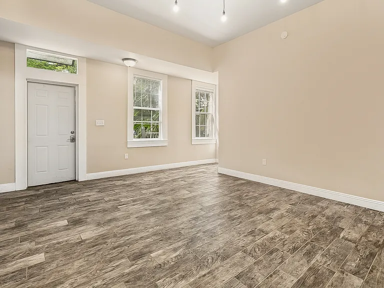 1504 N Broad St #1 — Photo 6