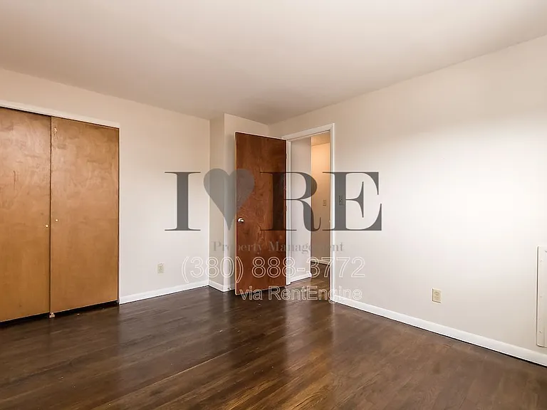 870 N Meadows Ct #F — Photo 26