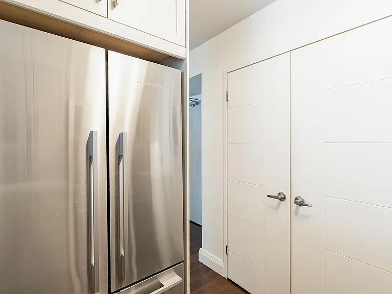 150 Dunlop St E #304 — Photo 10