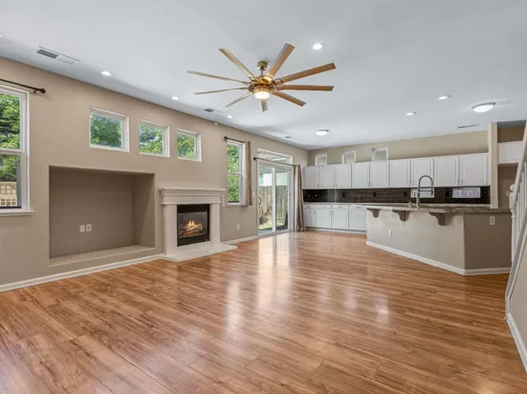 3913 Misty Ln, Modesto, CA 95355