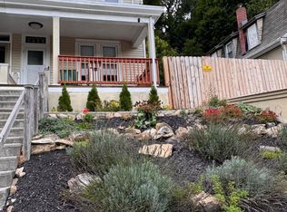 1438 Sesser Ln, Reading, PA 19606