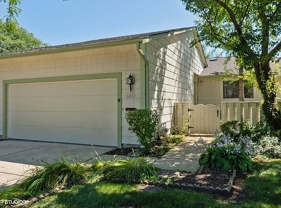 2nd image of 6853 Larkspur Ct #6853