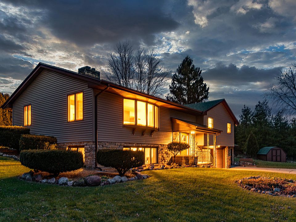 1st image of 3080 Country Aire Dr