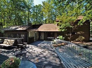 621 Lochaven Rd, Waxhaw, NC 28173