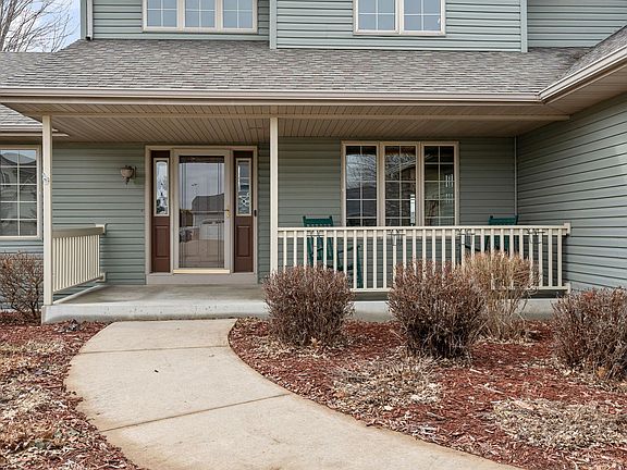 3rd image of 1120 Esther Ln