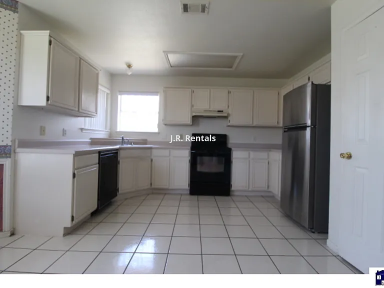 4209 Adobe Dr — Photo 6
