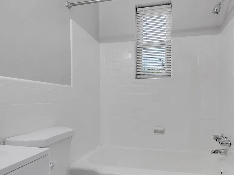 1811 Irving Street NE — Photo 11