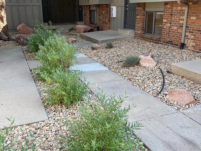 4989 Eisenhower Dr — Photo 14