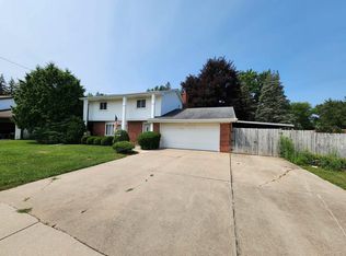 3476 Melody Ln, Saginaw, MI